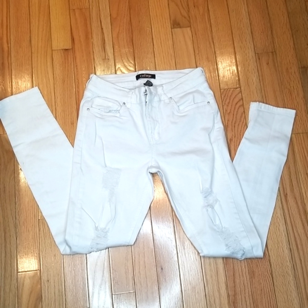 REFUGE DESTROYED WHITE JEANS